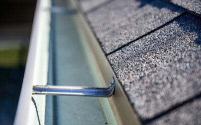 How Do I Keep My Gutters Clear In Cold Weather?