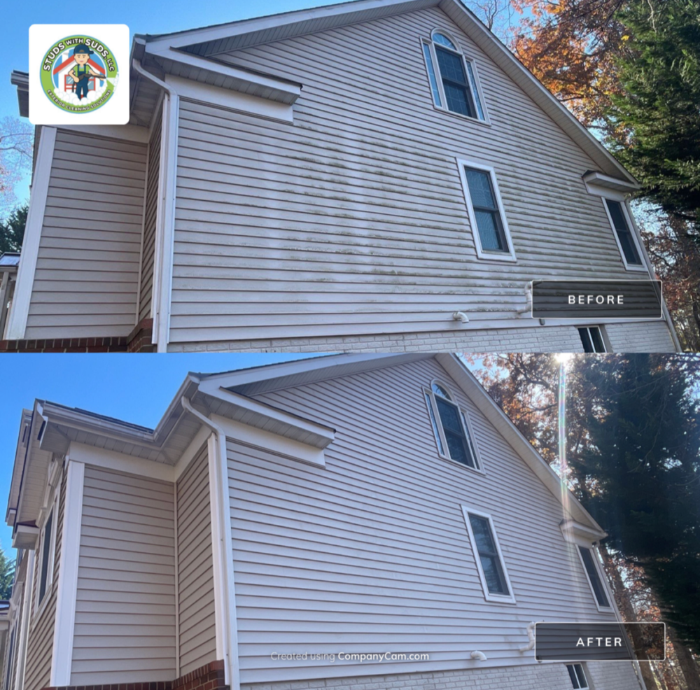 Woodbine vinyl siding house wash before at top and after below