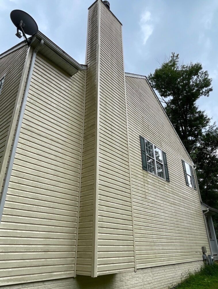 House siding before cleaning in Ellicott City, Maryland.